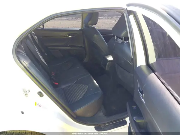 4T1B11HK5KU703070 2019 TOYOTA CAMRY - Image 8