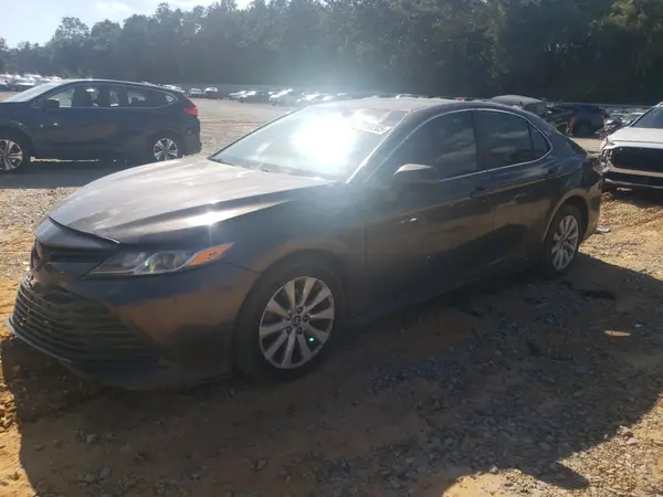 4T1B11HK5KU703375 2019 TOYOTA CAMRY - Image 1