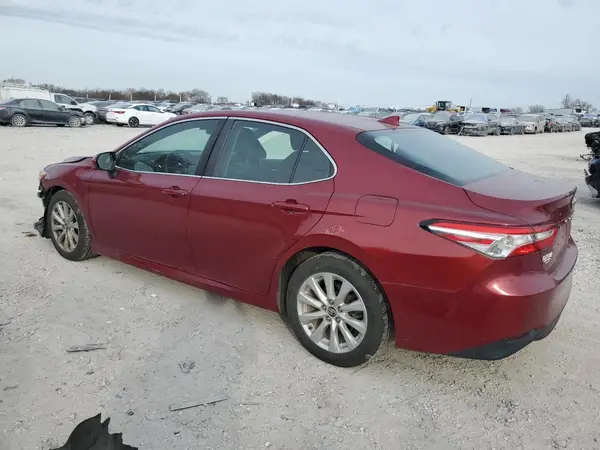 4T1B11HK5KU704364 2019 TOYOTA CAMRY - Image 2