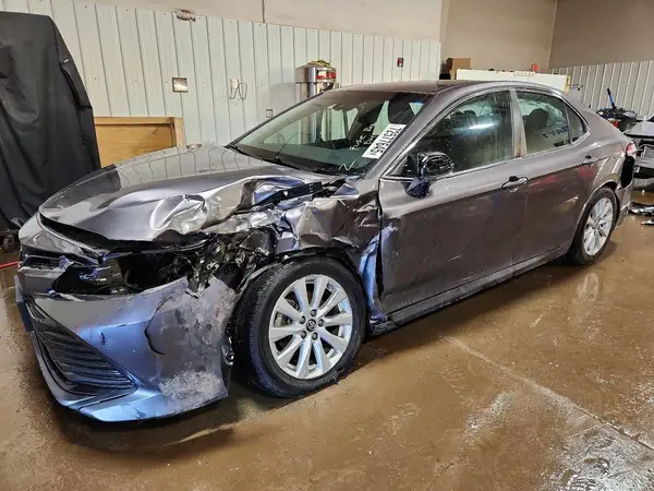 4T1B11HK5KU704784 2019 TOYOTA CAMRY - Image 1