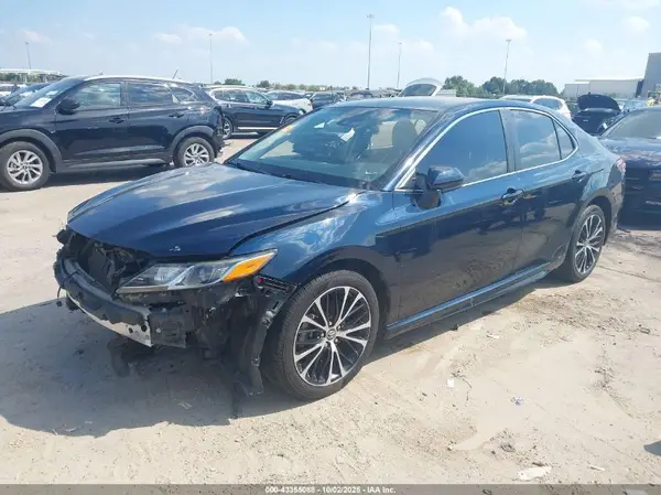 4T1B11HK5KU709158 2019 TOYOTA CAMRY - Image 2