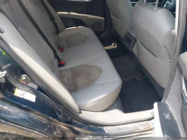 4T1B11HK5KU711699 2019 TOYOTA CAMRY - Image 8