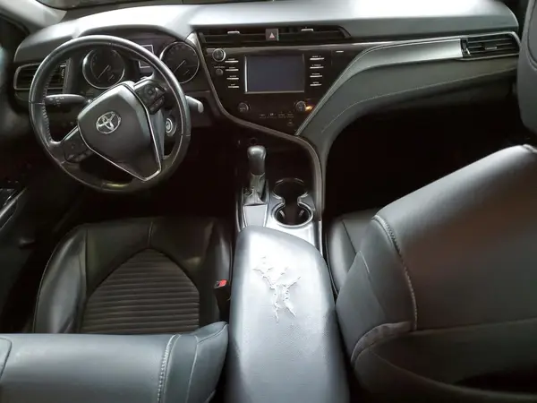 4T1B11HK5KU711749 2019 TOYOTA CAMRY - Image 8