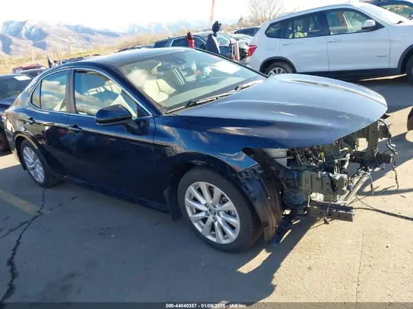 4T1B11HK5KU712285 2019 TOYOTA CAMRY - Image 1