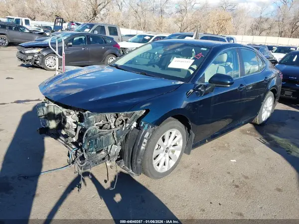 4T1B11HK5KU712285 2019 TOYOTA CAMRY - Image 2