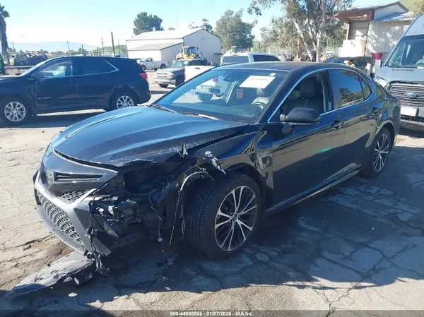 4T1B11HK5KU713937 2019 TOYOTA CAMRY - Image 2