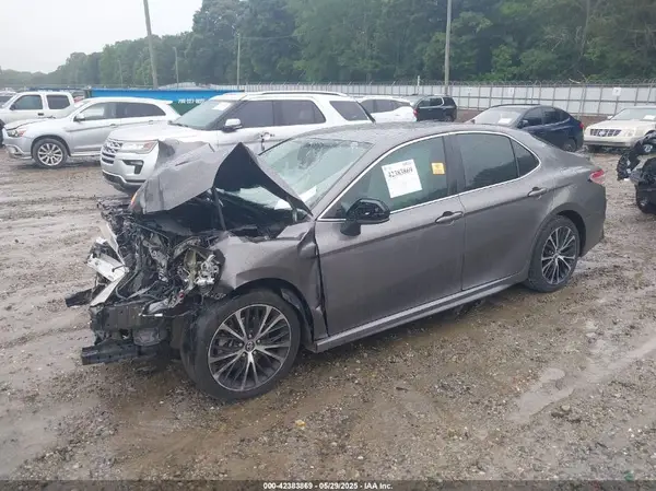 4T1B11HK5KU715249 2019 TOYOTA CAMRY - Image 2
