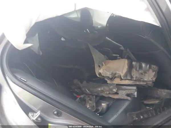 4T1B11HK5KU715249 2019 TOYOTA CAMRY - Image 8