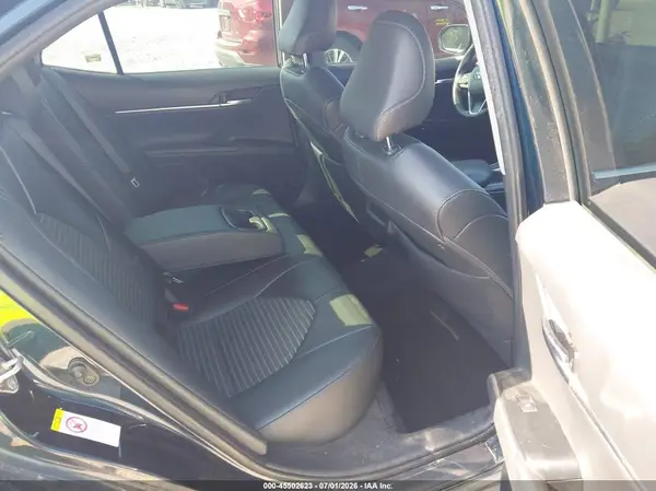 4T1B11HK5KU717650 2019 TOYOTA CAMRY - Image 8