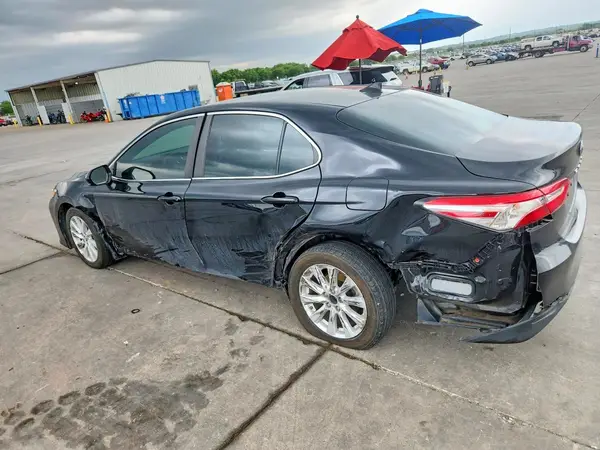 4T1B11HK5KU721097 2019 TOYOTA CAMRY - Image 2