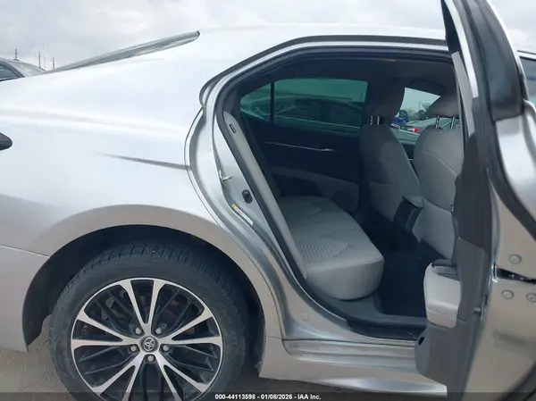 4T1B11HK5KU721469 2019 TOYOTA CAMRY - Image 8