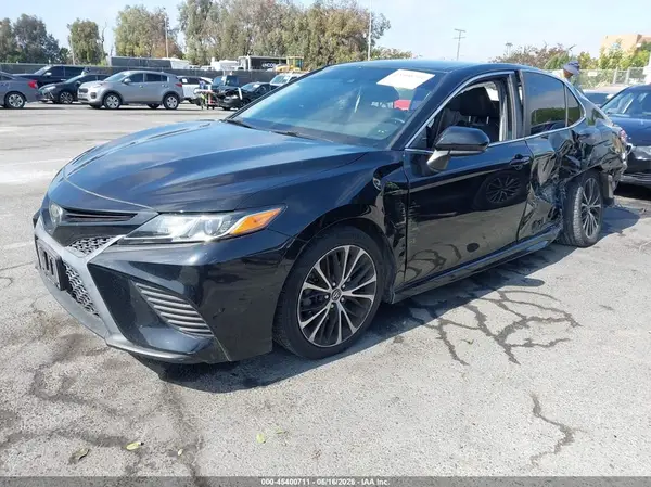 4T1B11HK5KU722833 2019 TOYOTA CAMRY - Image 2