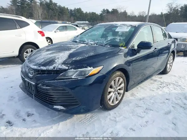 4T1B11HK5KU722850 2019 TOYOTA CAMRY - Image 2