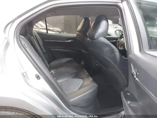 4T1B11HK5KU727594 2019 TOYOTA CAMRY - Image 8