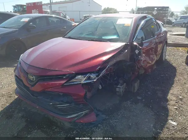 4T1B11HK5KU734531 2019 TOYOTA CAMRY - Image 2