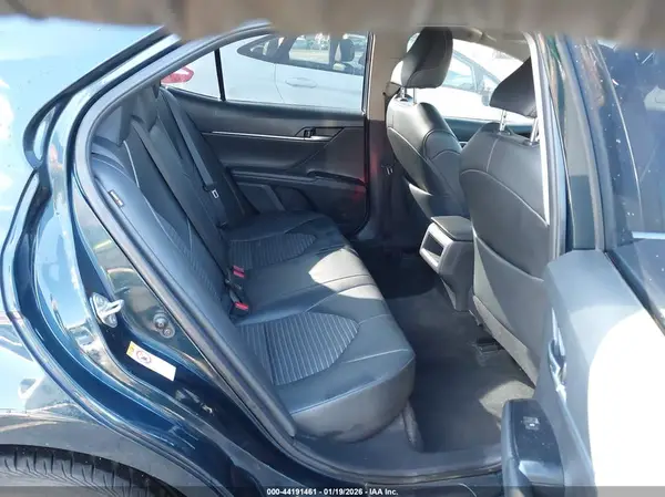 4T1B11HK5KU734819 2019 TOYOTA CAMRY - Image 8