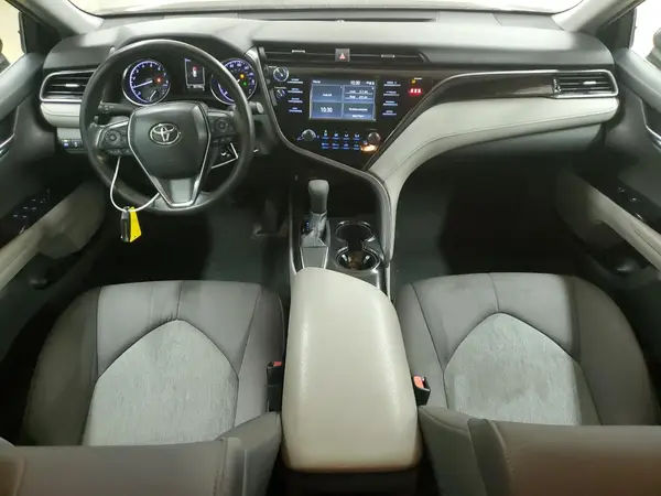 4T1B11HK5KU735498 2019 TOYOTA CAMRY - Image 8
