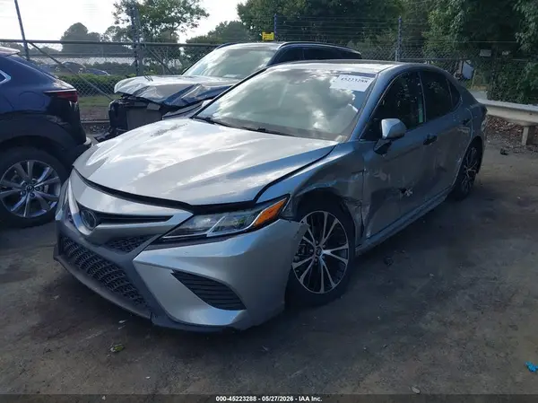 4T1B11HK5KU738417 2019 TOYOTA CAMRY - Image 2