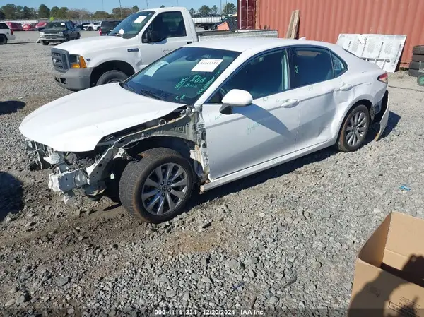 4T1B11HK5KU739471 2019 TOYOTA CAMRY - Image 2