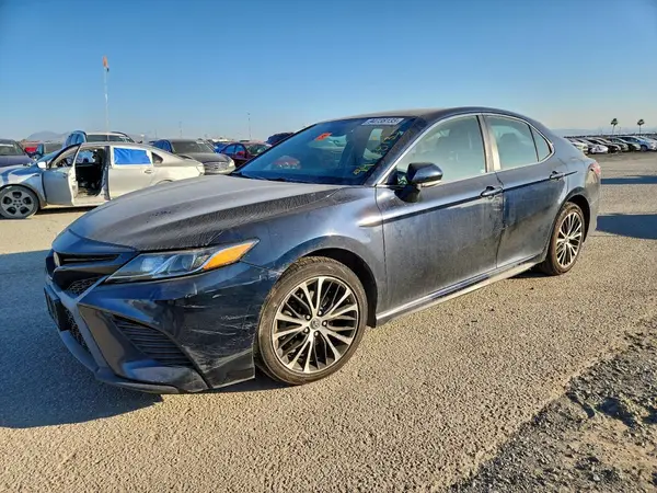 4T1B11HK5KU740569 2019 TOYOTA CAMRY - Image 1