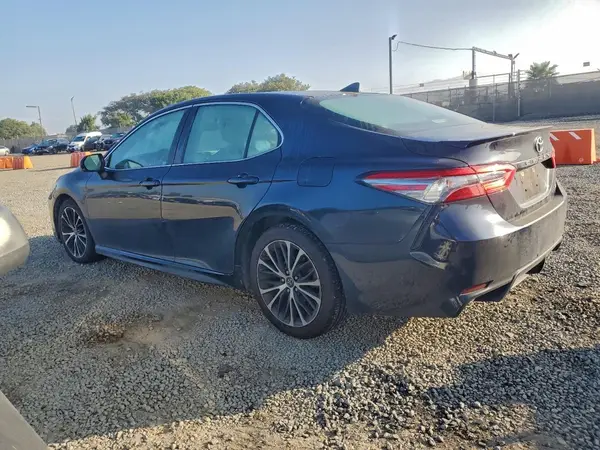 4T1B11HK5KU740569 2019 TOYOTA CAMRY - Image 2