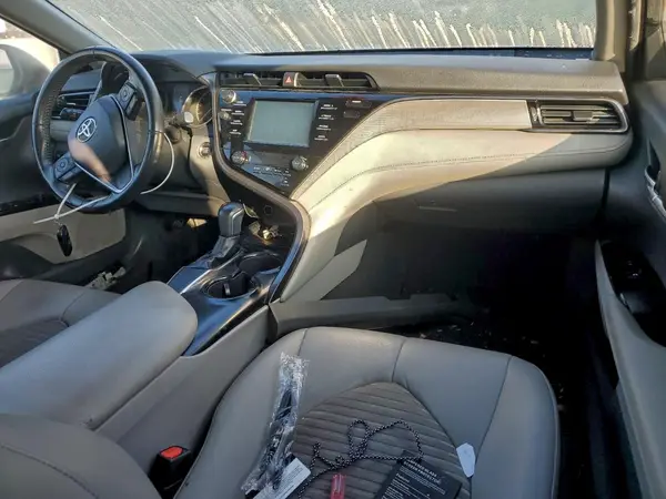 4T1B11HK5KU740569 2019 TOYOTA CAMRY - Image 8