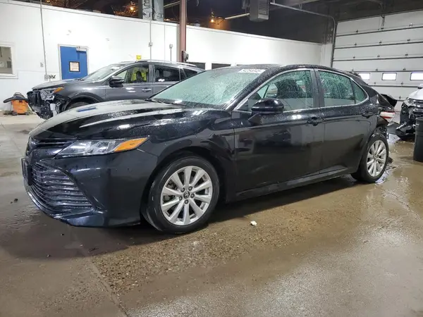 4T1B11HK5KU740748 2019 TOYOTA CAMRY - Image 1