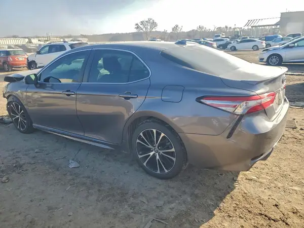 4T1B11HK5KU741365 2019 TOYOTA CAMRY - Image 2