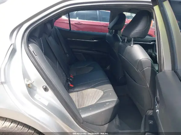 4T1B11HK5KU744248 2019 TOYOTA CAMRY - Image 8