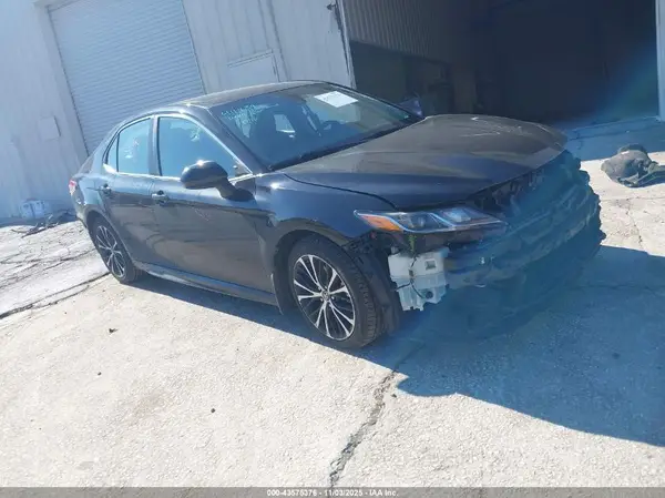 4T1B11HK5KU752611 2019 TOYOTA CAMRY - Image 1
