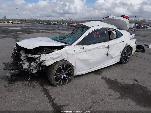 4T1B11HK5KU755105 2019 TOYOTA CAMRY - Image 2