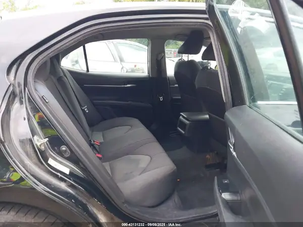 4T1B11HK5KU755248 2019 TOYOTA CAMRY - Image 8