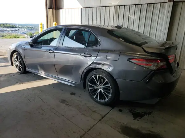 4T1B11HK5KU757422 2019 TOYOTA CAMRY - Image 2