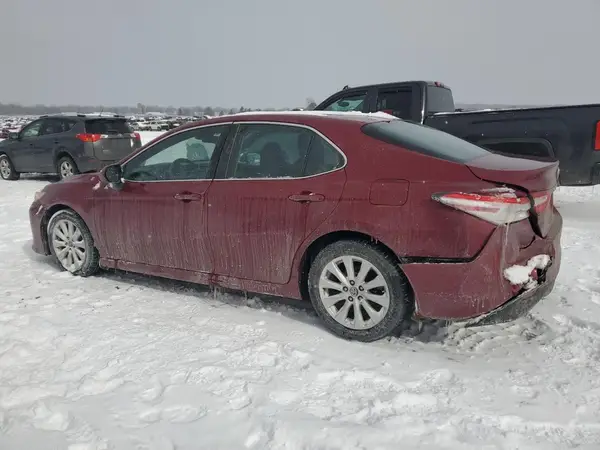 4T1B11HK5KU759719 2019 TOYOTA CAMRY - Image 2