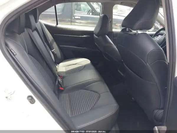 4T1B11HK5KU761938 2019 TOYOTA CAMRY - Image 8