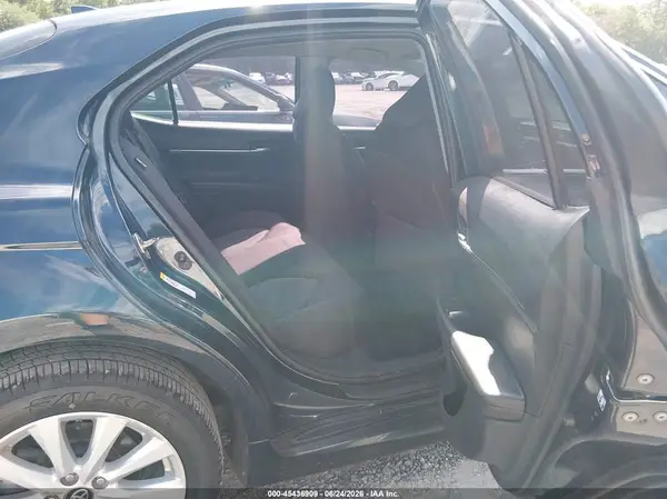 4T1B11HK5KU763219 2019 TOYOTA CAMRY - Image 8