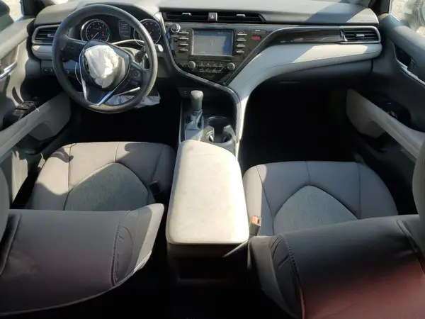 4T1B11HK5KU765052 2019 TOYOTA CAMRY - Image 8