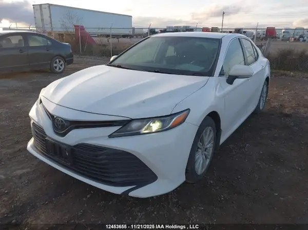 4T1B11HK5KU765472 2019 TOYOTA CAMRY - Image 2