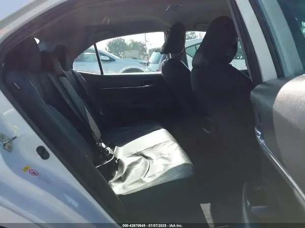 4T1B11HK5KU772289 2019 TOYOTA CAMRY - Image 8