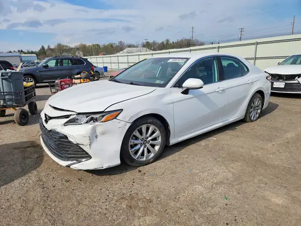 4T1B11HK5KU776147 2019 TOYOTA CAMRY - Image 1