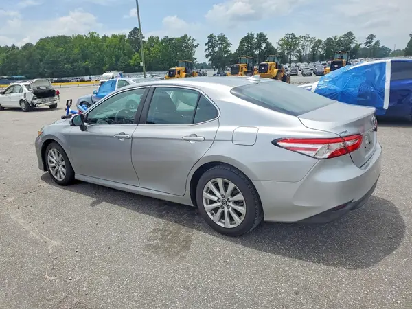 4T1B11HK5KU778416 2019 TOYOTA CAMRY - Image 2