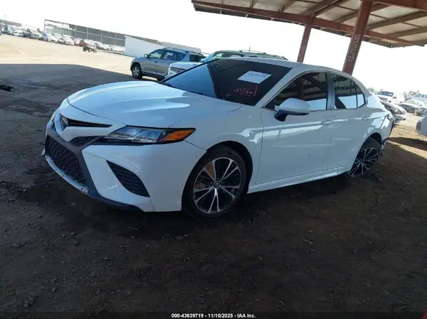4T1B11HK5KU778755 2019 TOYOTA CAMRY - Image 2
