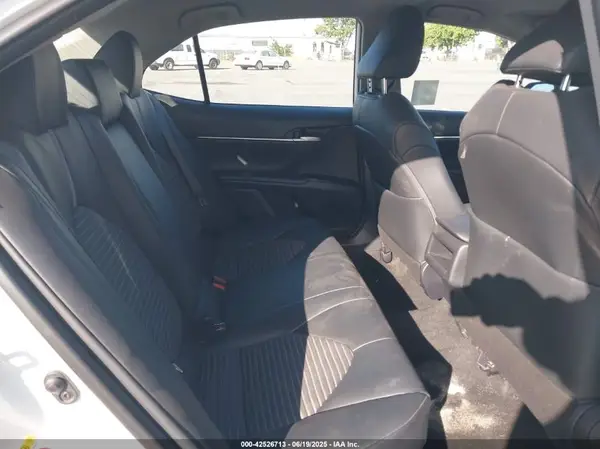 4T1B11HK5KU779209 2019 TOYOTA CAMRY - Image 8