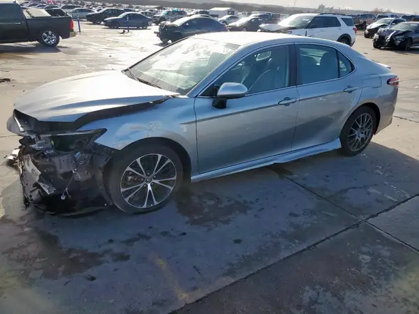 4T1B11HK5KU784345 2019 TOYOTA CAMRY - Image 1