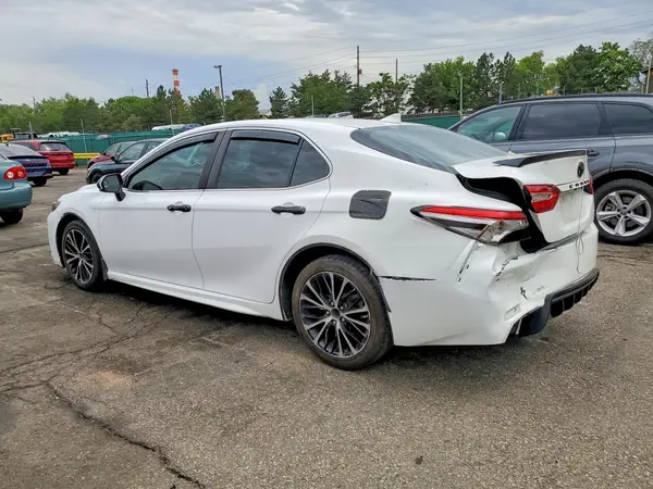 4T1B11HK5KU784782 2019 TOYOTA CAMRY - Image 2