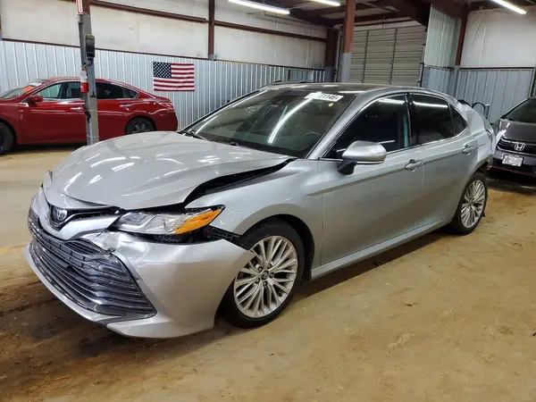 4T1B11HK5KU790629 2019 TOYOTA CAMRY - Image 1