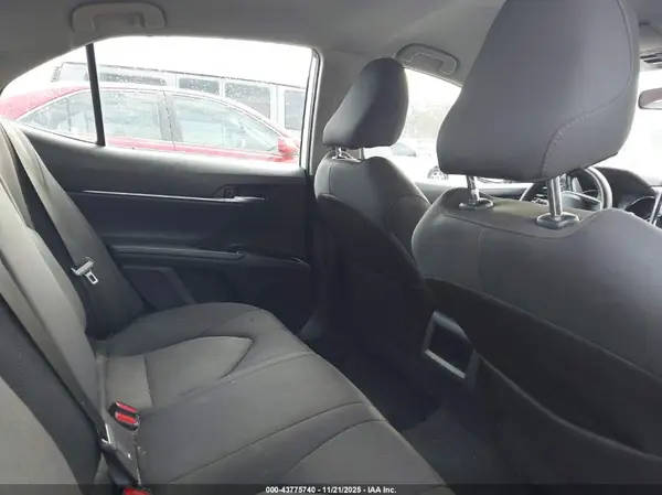 4T1B11HK5KU791604 2019 TOYOTA CAMRY - Image 8