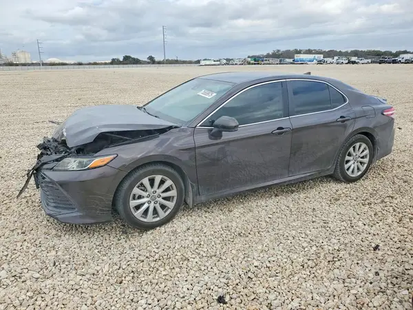 4T1B11HK5KU795488 2019 TOYOTA CAMRY - Image 1