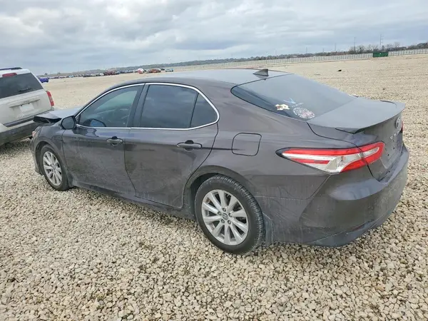 4T1B11HK5KU795488 2019 TOYOTA CAMRY - Image 2