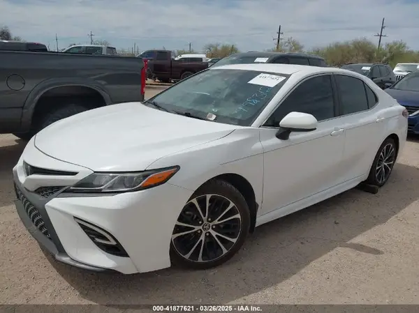 4T1B11HK5KU798312 2019 TOYOTA CAMRY - Image 2